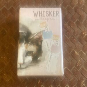 Kitty whisker keepers pack of 2. From Catladybox. Can use for fur also.